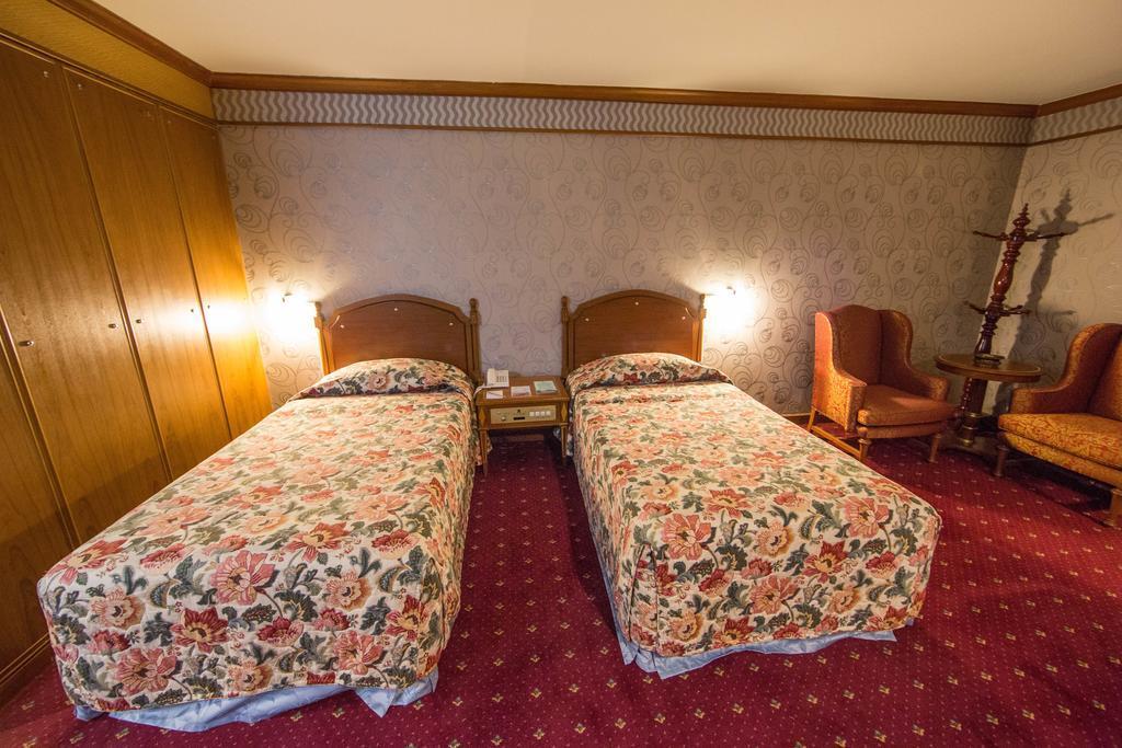Town In Town Hotel Μπανγκόκ Εξωτερικό φωτογραφία
